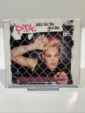 🤯5 for $20🤯 P!nk “Don’t Le Me Get Me” Import CD Single [Pop Rock Dance House]